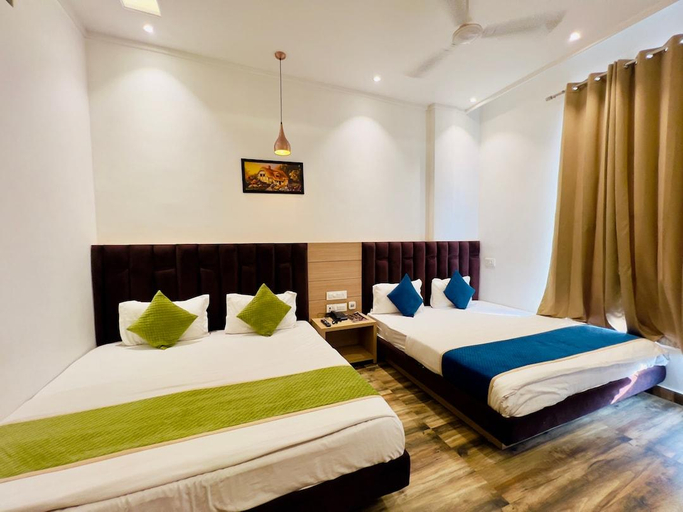 Others 2, Hotel Diamond View, Amritsar