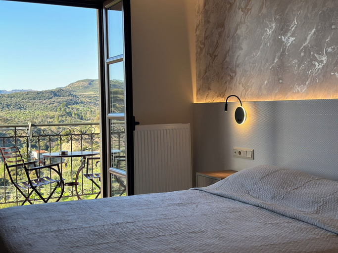 Bedroom 5, Bacchus, West Greece