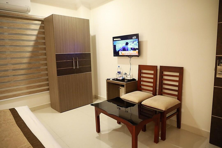 Others 5, Hotel Centauri, Pathanamthitta
