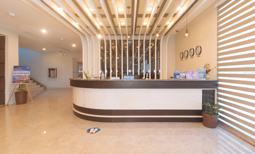 Others 2, Iloilo Gateway Hotel and Suites by RedDoorz, Pavia