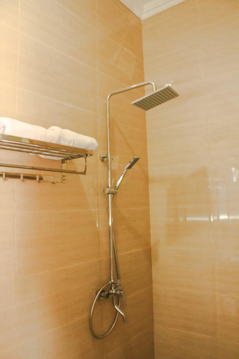 Bathroom 4