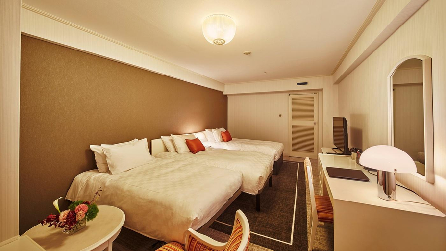 Bedroom 27