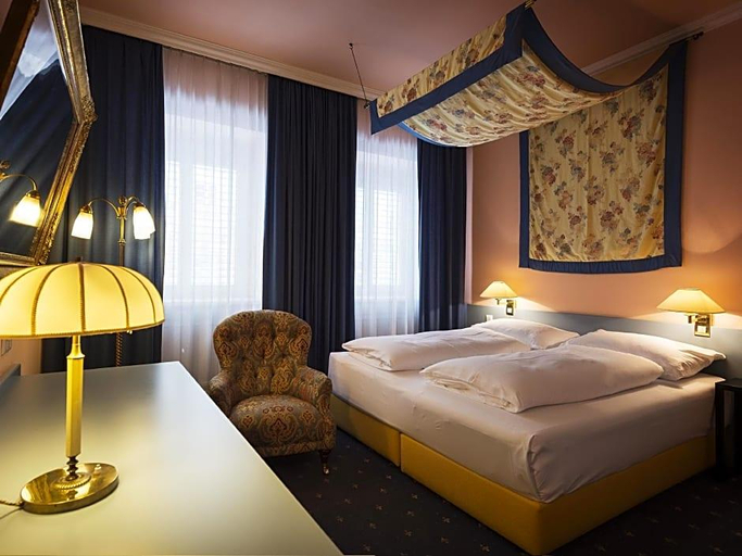 Bedroom 3, Hotel Kunsthof, Wien