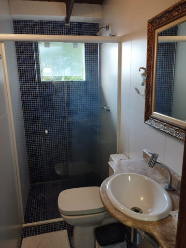 Bathroom 2, Suites na Casa da Praia, São Sebastião