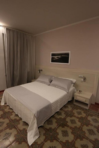 Bedroom 2, Palazzo Belli, Cuneo