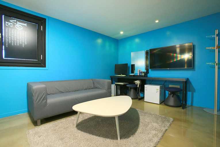 Others 5, Hotel Any, Pyeongtaek