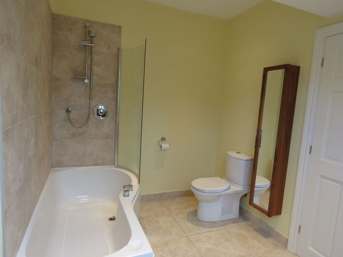 Bathroom 3, Cleveliot House, North Yorkshire