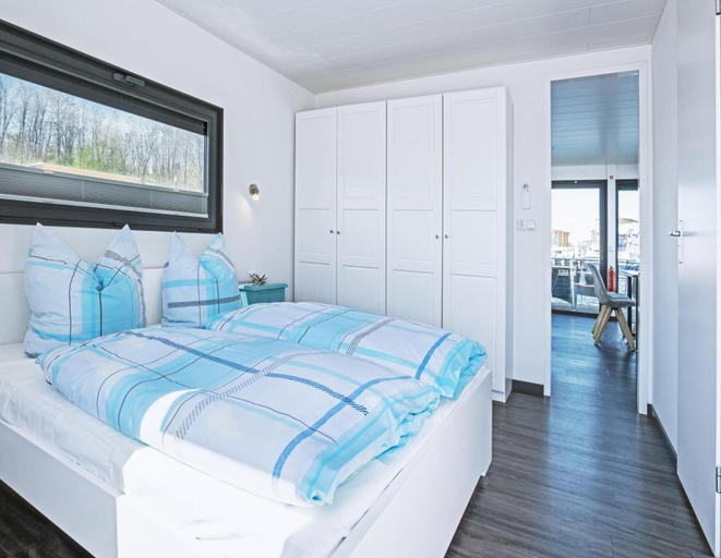 Bedroom 2, Hausboot Junior am Geiseltalsee, Braunsbreda, Saalekreis