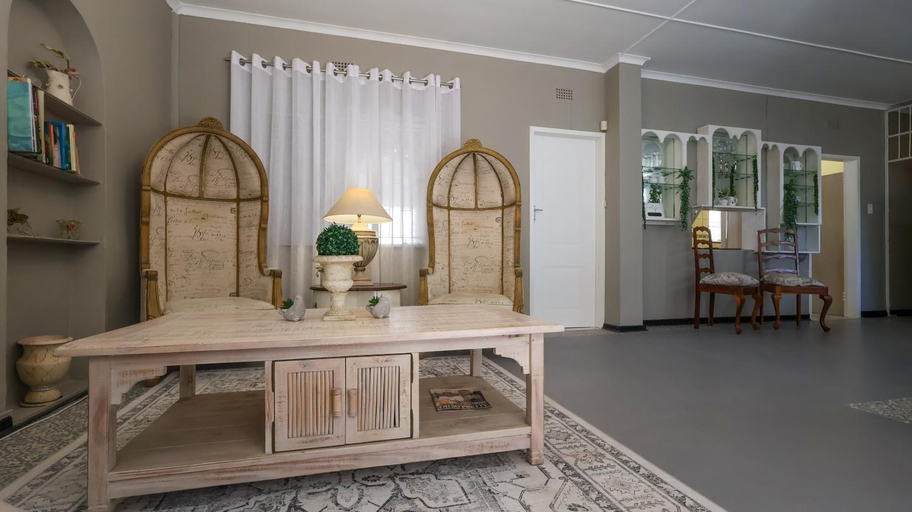 Others 4, Stay at Percy Self Catering House, Ehlanzeni