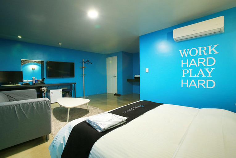 Others 3, Hotel Any, Pyeongtaek