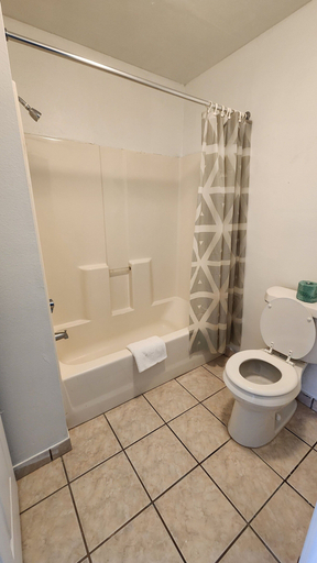 Bathroom 3, Benbrook Inn & Suites, Tarrant