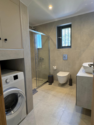 Bathroom 4, Iris Villas Complex, Ionian Islands