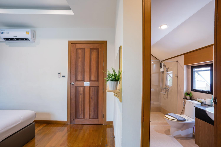 Bathroom, Natcha Poolvilla 44, Pattaya