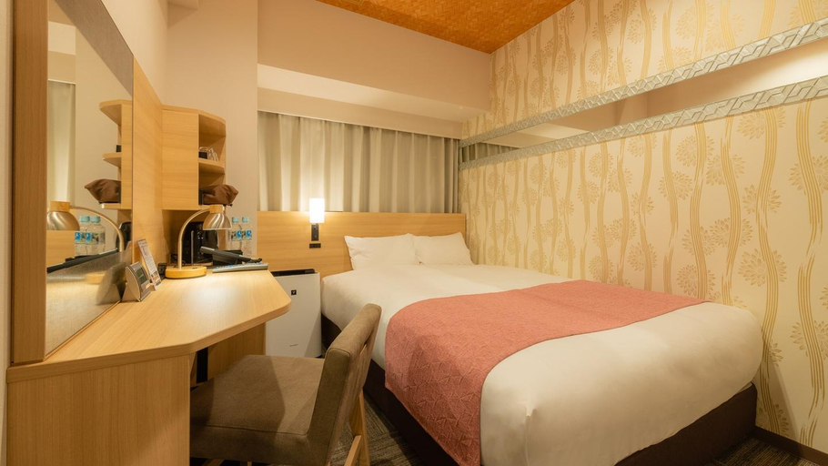 Bedroom 16