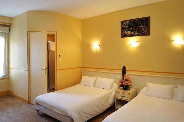 Bedroom 2, Hostellerie du Cheval Blanc, Indre-et-Loire