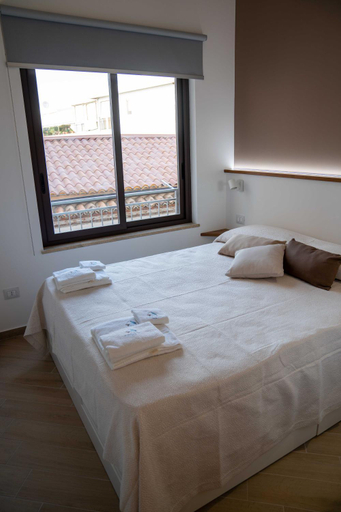 Others 5, Il vicolo di Clara B&B, Cosenza