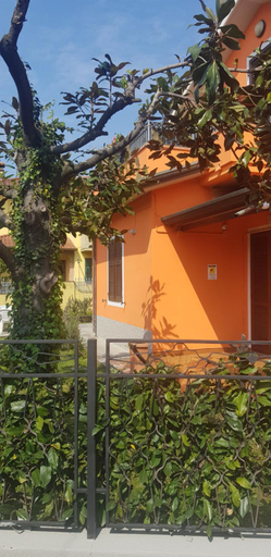 Others 3, New Life, Massa Carrara