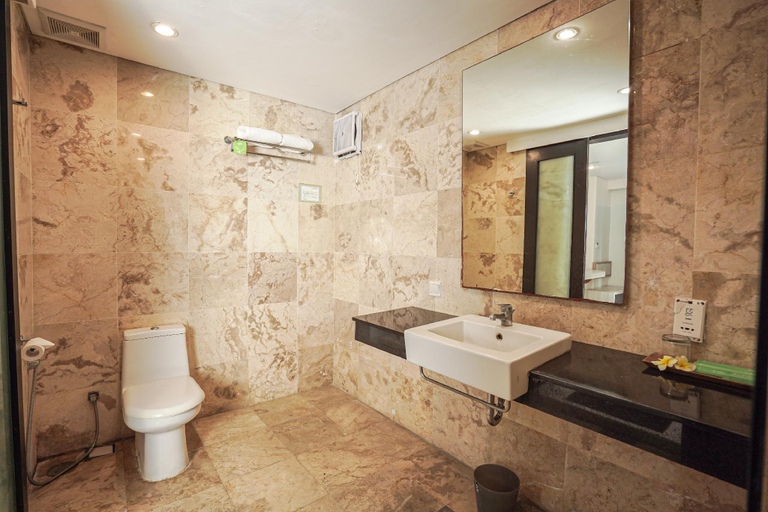 Bathroom 3