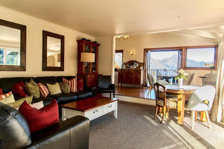 Public Area 4, Queenstown House, Queenstown-Lakes