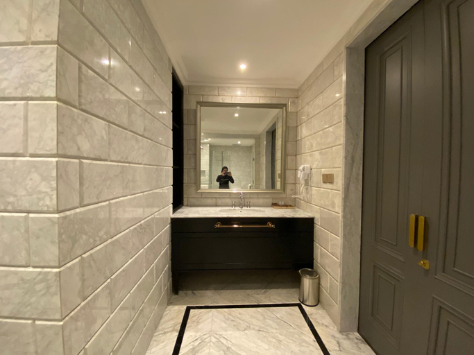 Bathroom 4