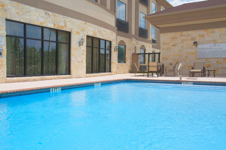 Sport & Beauty 4, Holiday Inn Express Hotel & Suites Houston Energy, Houston