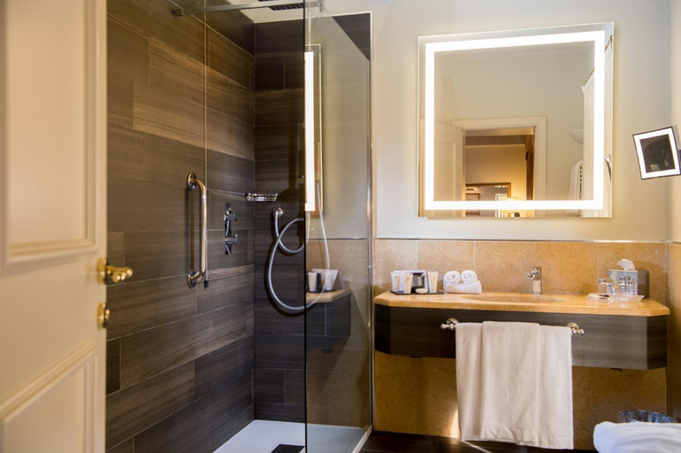 Bathroom 5