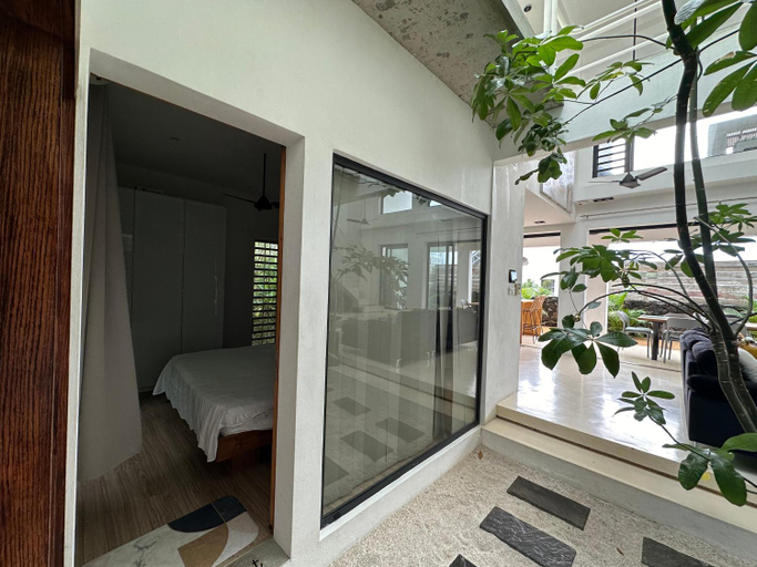 Others 3, One loft design rooftop pool, Black River