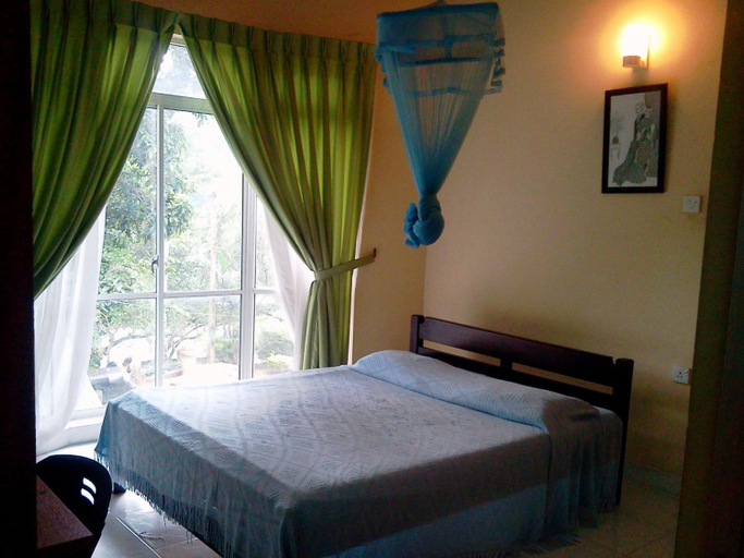 Others 5, McCarthy Guesthouse, K.F.G. & G. Korale