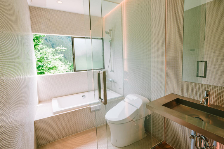 Bathroom, Landscape Hotel THEATER 1, Hinohara