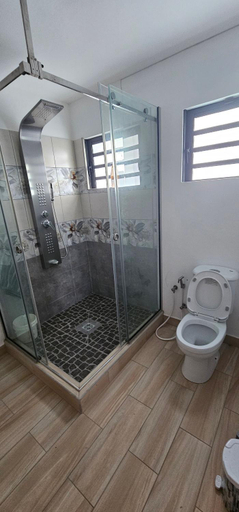 Others 4, Luxury Villa