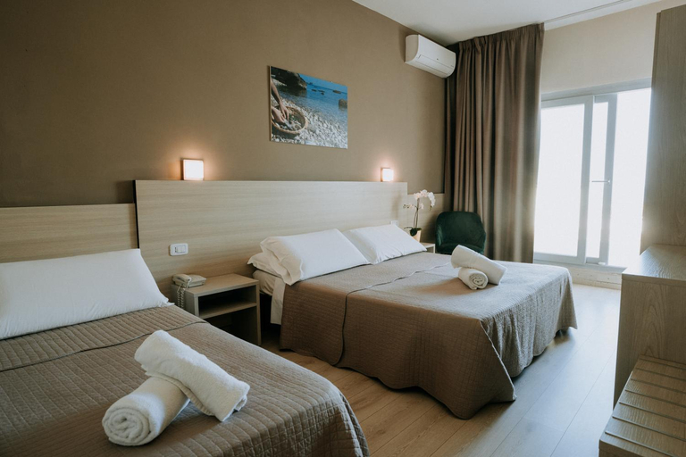 Bedroom 4, Hotel Holiday, Chieti