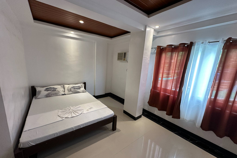 White-Beach Hideaway Resort Puerto Galera, Mabini