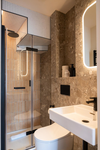 Bathroom 5, Notting Hill Studio Apartments, London