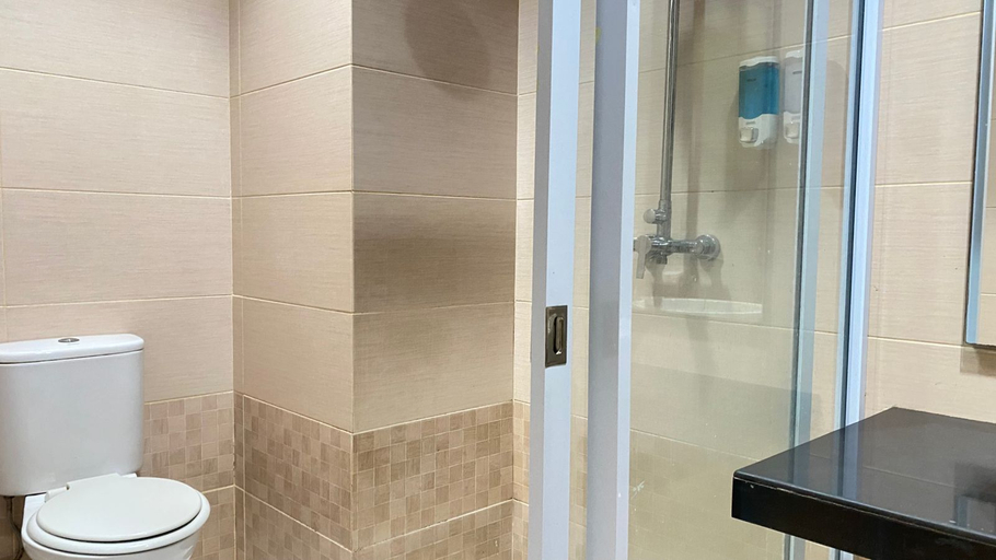 Bathroom 3, Kaliban Hotel Batam, Batam