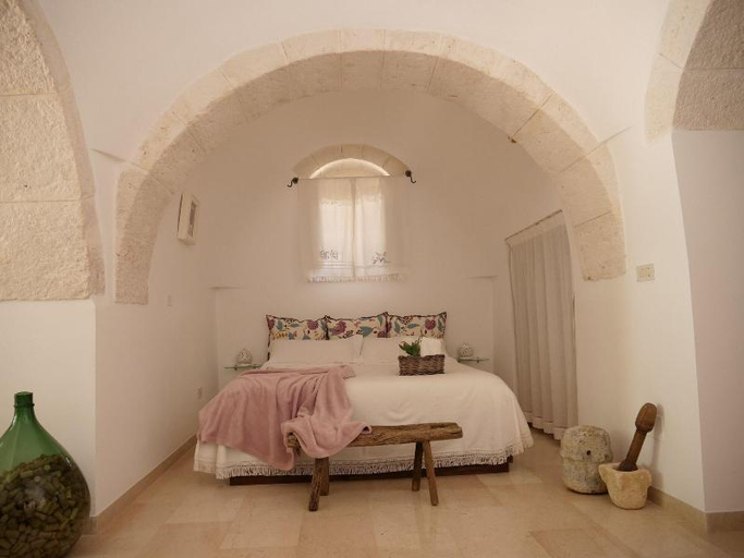 Others 3, Trullo Santangelo - Agriturismo, Brindisi