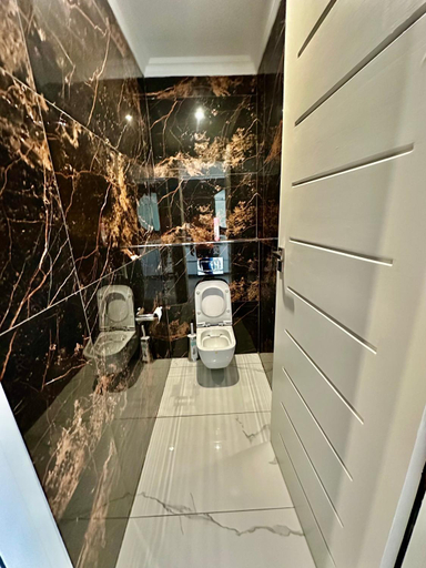 Bathroom 5, H & H Boutique & SPA, City of Johannesburg