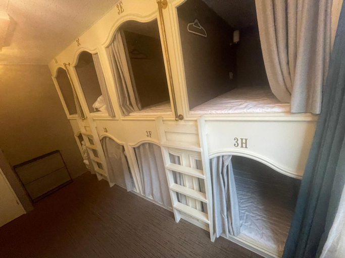 Bedroom 8