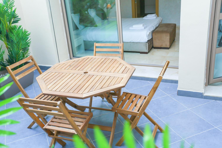 Others 2, Residence de Nice, Casablanca