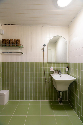 Bathroom 3, dotplaneline house, Seodaemun