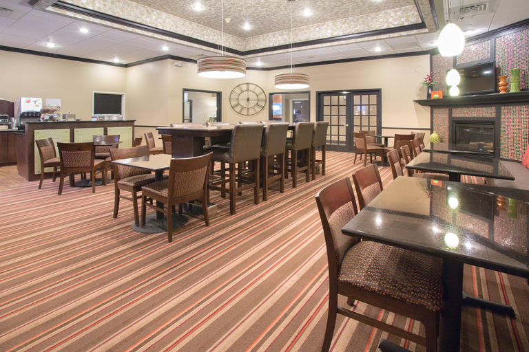 Food & Drinks 4, Holiday Inn Express & Suites Lexington, Dawson