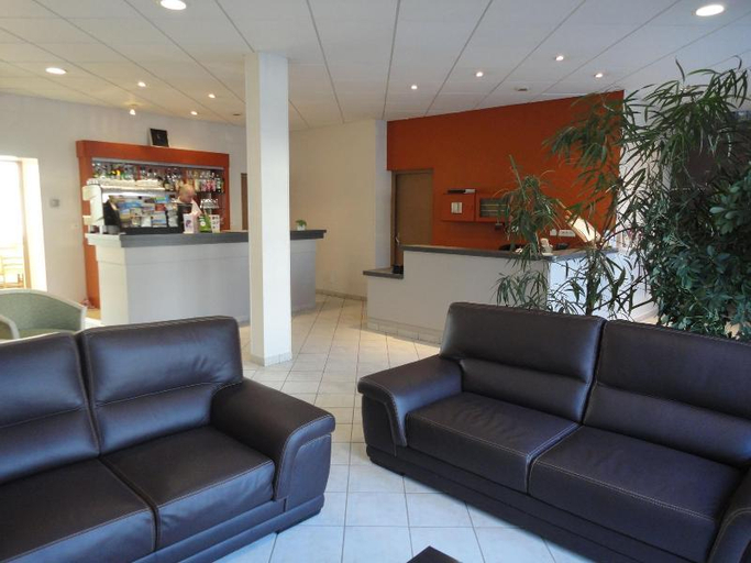 Public Area, Logis Hotel du Parc-Restaurant - Le Rouget de Lisle, Jura