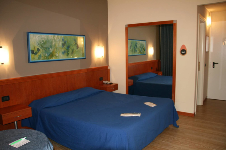 Bedroom 3, Hotel Fiore, Piacenza