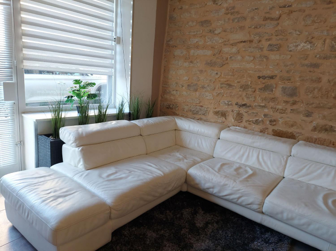 Bedroom 2, Appartement Bagnols - Les Meubles des Pierres Dorees, Rhône