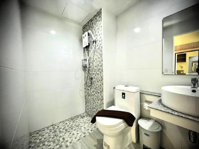 Bathroom 4, Wellness World Chiva Khao Yai, Pak Chong