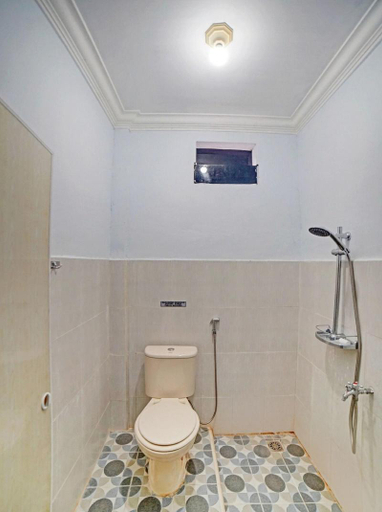 Bedroom 4, OYO 90503 Madina Residence Syariah, Medan