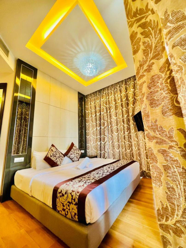 Bedroom 12