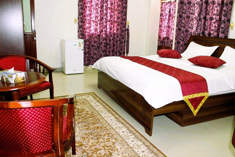 Bedroom 2, Bahla Hotel Apartments, Bahla