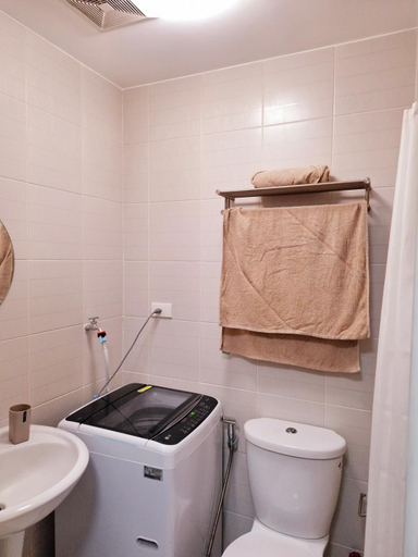 Bathroom 4, Condotel @JAZZ Residences, Makati City