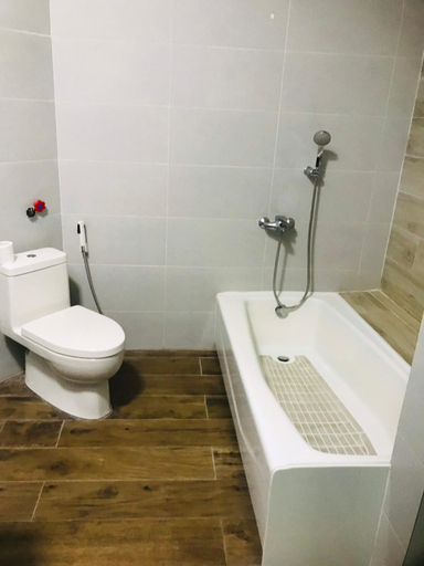 Bathroom 4, Thong Dong Homestay - Swanbay, Nhơn Trạch