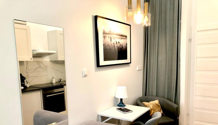 Others 3, CitizenA Studio no smoking, Radom City